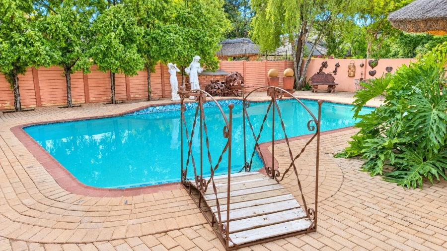 4 Bedroom Property for Sale in Wilkoppies North West